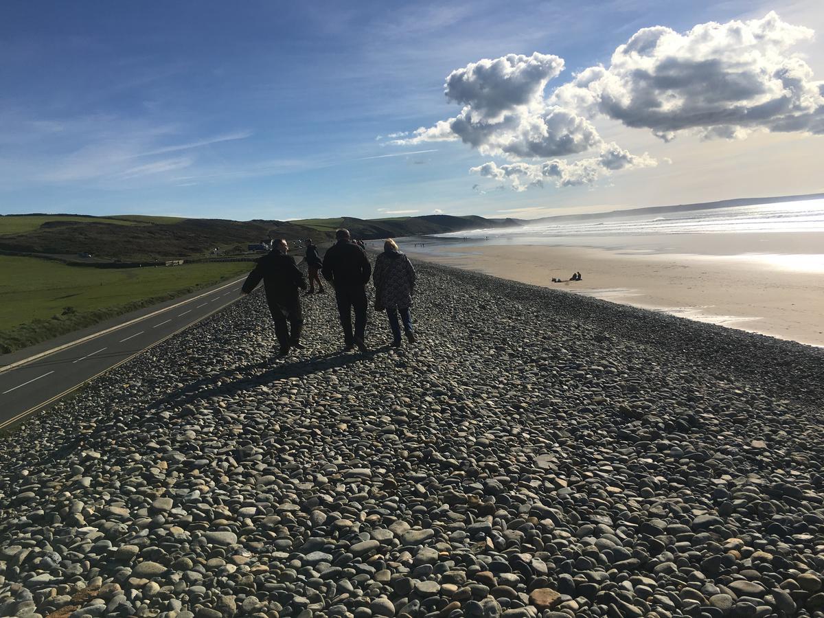 The Duke Of Edinburgh Inn Newgale Eksteriør billede