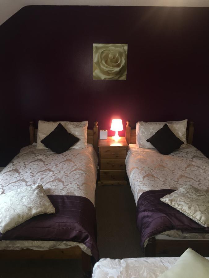 The Duke Of Edinburgh Inn Newgale Eksteriør billede